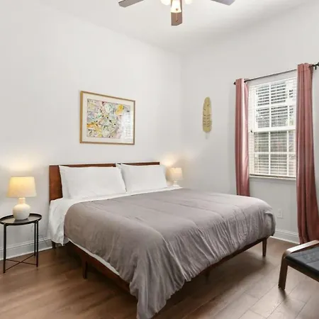 Fabulous Classy And Comfy 3bd 2ba And Parking Apartment New Orleans