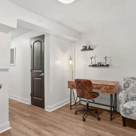 Fabulous Classy And Comfy 3bd 2ba And Parking