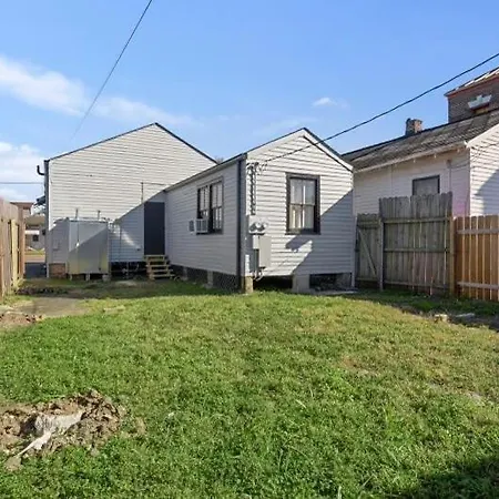 Fabulous Franklin 2bd Steps From St Claude Ave *