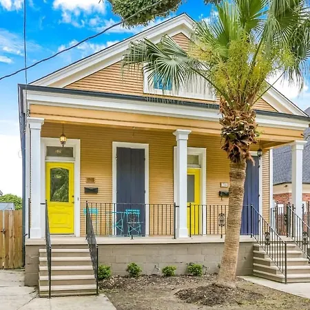 5bed Streetcar Retreat W Outdoor Entertaining *