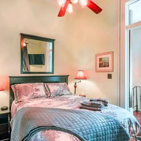 Holiday home 1234 New Orleans