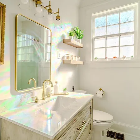 Chic & - Renovated Gem With Gated Parking New Orleans