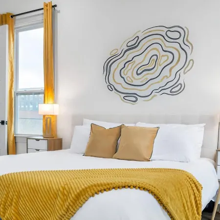 Fire Pit & King Beds Near French Quarter *