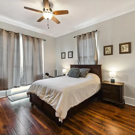 Stunning Uptown 3 Bedroom 3 Bathroom