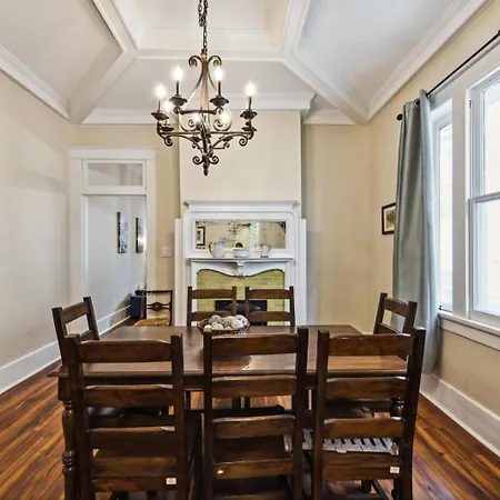 Apartment Stunning Uptown 3 Bedroom 3 Bathroom New Orleans