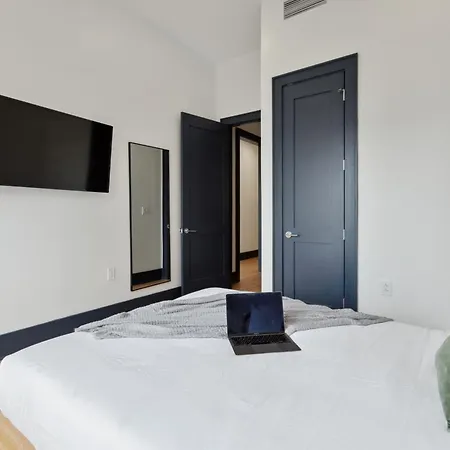 Apartment Roami At 714 Canal