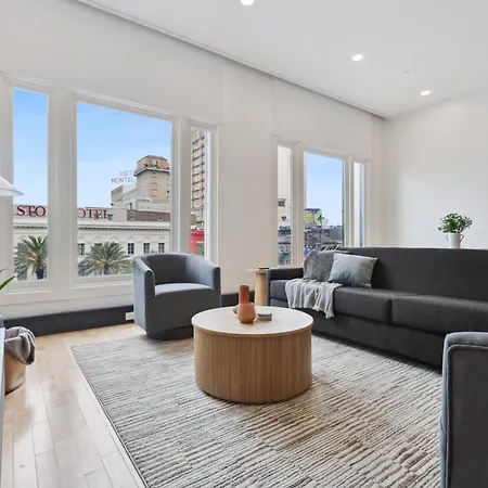 Apartment Roami At 714 Canal New Orleans