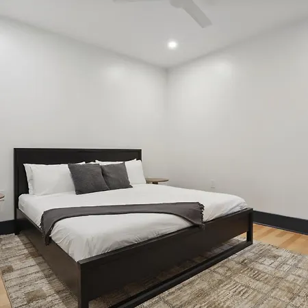 Roami At 714 Canal Apartment *