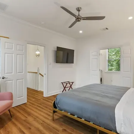 Luxury New 3bd With Parking And Private Yard * New Orleans