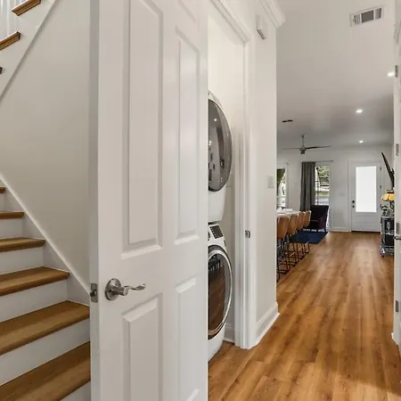 Luxury New 3bd With Parking And Private Yard New Orleans