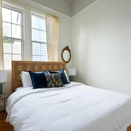 Apartment Roami At The Mandeville *