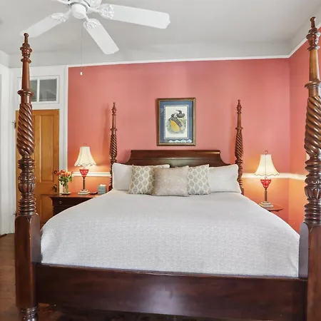 Bed & Breakfast Maison Perrier New Orleans