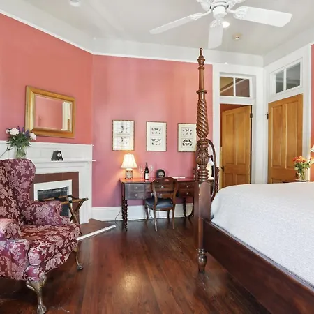 Bed & Breakfast Maison Perrier 4*
