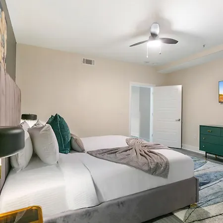 Nola Charm - Luxury 4-bed Retreat Steps From French Quarter * New Orleans