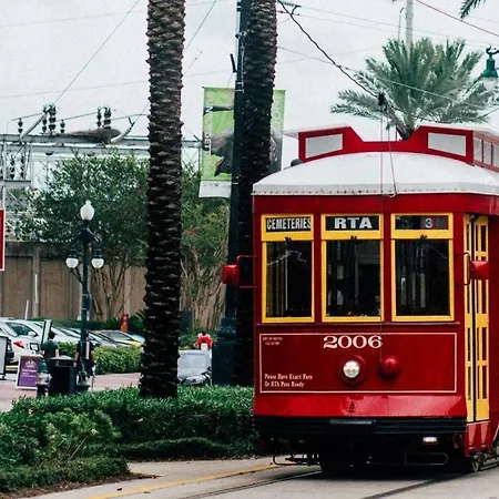 Apartment Downtown Nola 2bd 2bth
