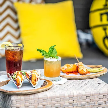 De La Poste - French Quarter, A Renaissance Hotel 4*