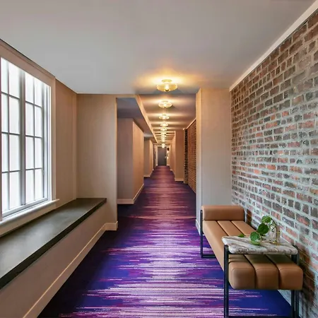 De La Poste - French Quarter, A Renaissance Hotel 4*