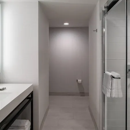Hotel Marriott Warehouse Arts District 4*