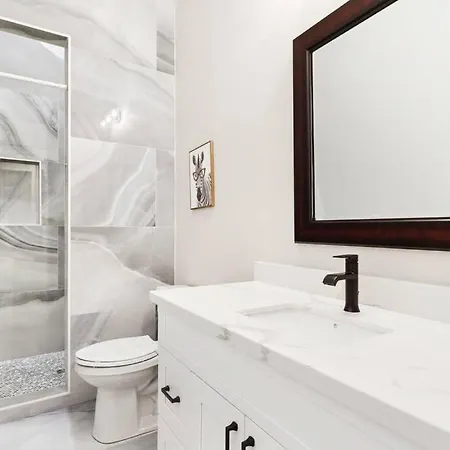 Holiday home Luxury 5bdrm 5ba Near French Quarter *