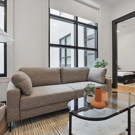 Apartment Roami At 714 Canal New Orleans
