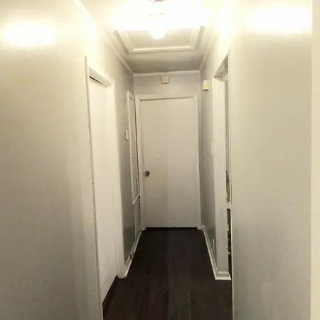 Cheeful, 2bed X 1bath Brick House New Orleans
