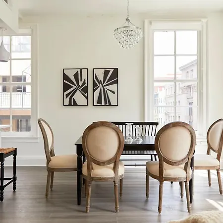 Apartment Roami At St. Charles *
