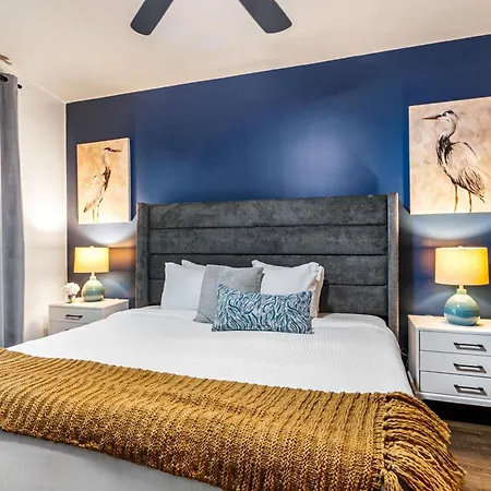 Apartment The Pelican By Hosteeva New Orleans