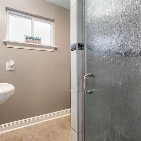 Mardi Gras Patio 2br 8mins To Canal St