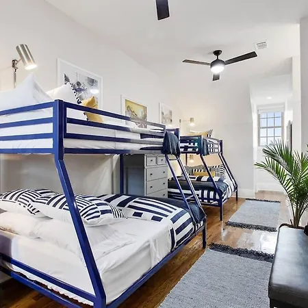 Designer Walking Distance To The French Quarter's *
