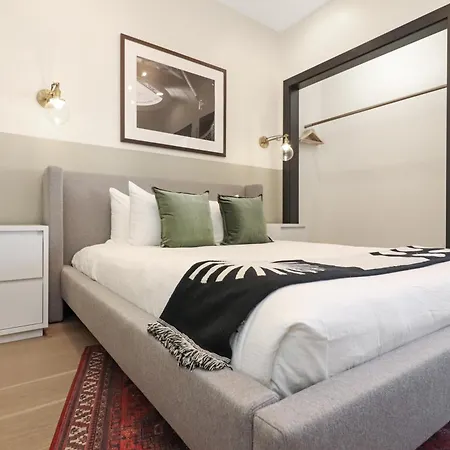 Roami At Brassline Apartment