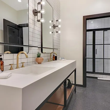 Apartment Roami At Brassline