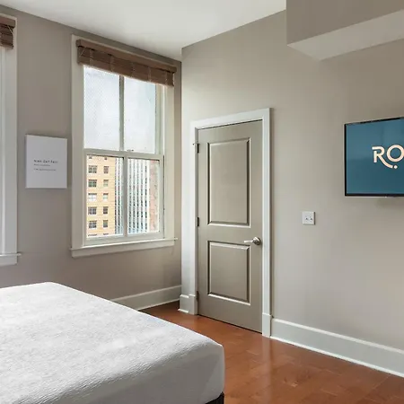 Roami At Hibernia Tower Apartment *