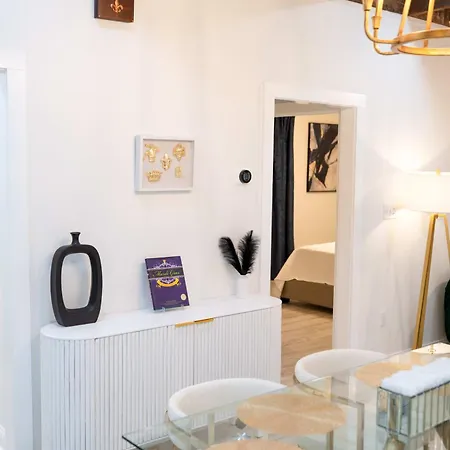 Esplanade Magic 5 Just Minutes By Uber Or Car To French Quarter And 5 Mins From Superdome Holiday home New Orleans