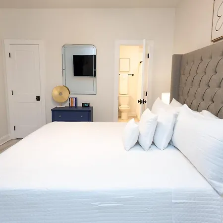 Esplanade Magic 5 Just Minutes By Uber Or Car To French Quarter And 5 Mins From Superdome Holiday home *