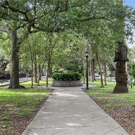 Spacious In Downtown Nola * New Orleans