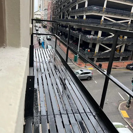 Entire W/ Party Rooftop - A Block Away From Parades