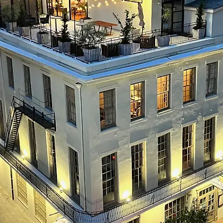 Entire W/ Party Rooftop - A Block Away From Parades Apartment New Orleans