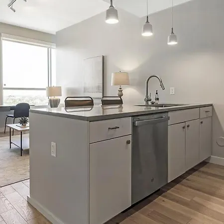 Landing Modern With Amazing Amenities