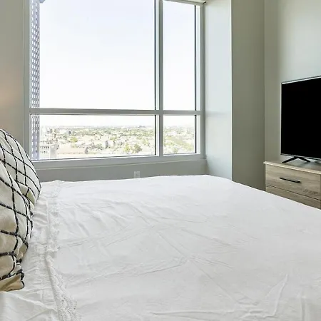 Landing Modern With Amazing Amenities