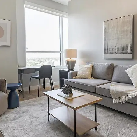 Landing Modern With Amazing Amenities *