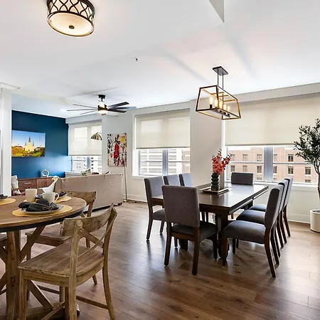 California Building By Hosteeva Apartment