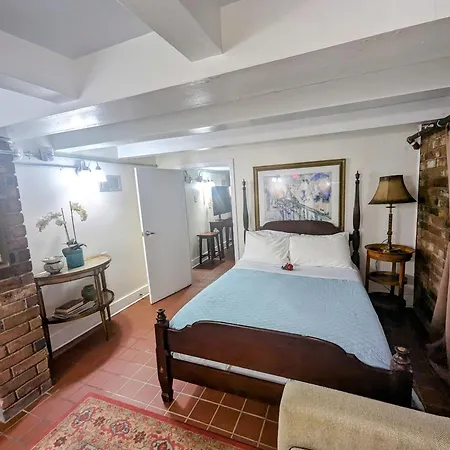 The Esplanade Mansion Bed & Breakfast