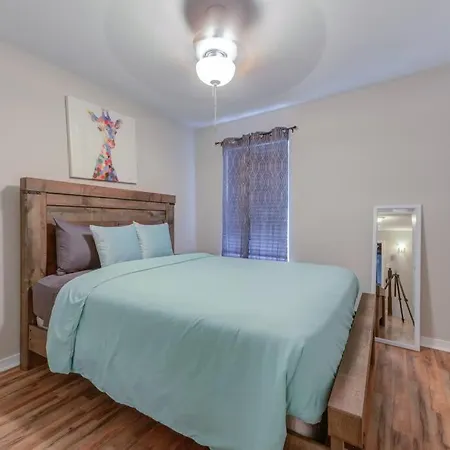Frenchmen St Townhome Holiday home New Orleans