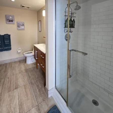 French Quarter Charm Your Perfect Retreat In Historic With Pool & Gym 1012 *