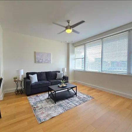 Holiday home French Quarter Charm Your Perfect Retreat In Historic With Pool & Gym 1012 *