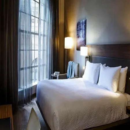 Ac By Marriott French Quarter Hotel New Orleans