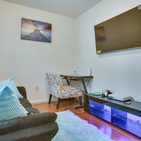 Holiday home < 3 Mi To French Quarter: Pet-friendly New Orleans