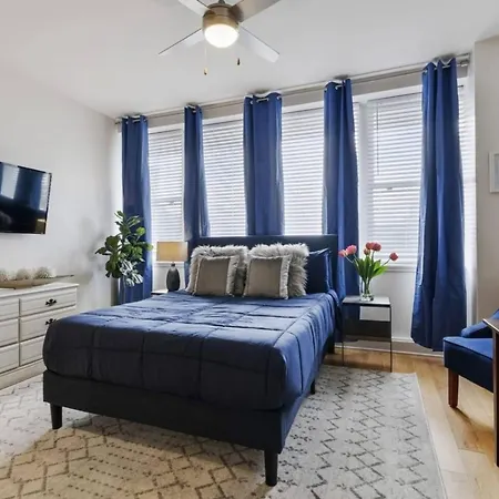Upscale Nola Apartment