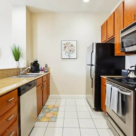 Elegant In Nola With Rooftop Pool Apartment New Orleans