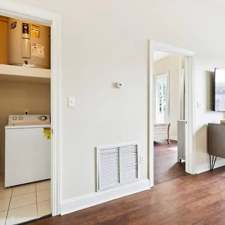 Elegant In Nola With Rooftop Pool Apartment *